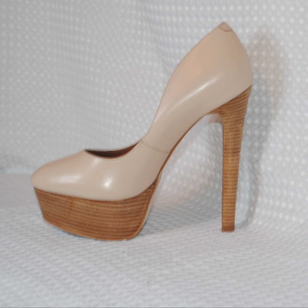 Never worn! Steve Madden Daeva